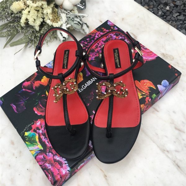 D&G AMORE FLAT SANDAL Red Black - Image 8