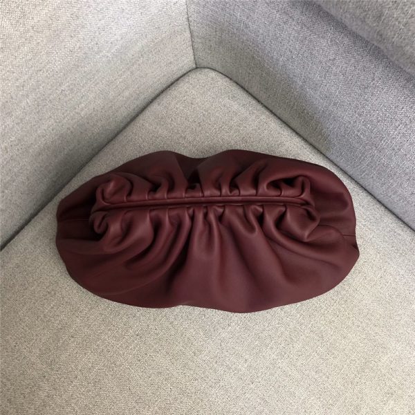bottega veneta the pouch bag red wine - Image 4