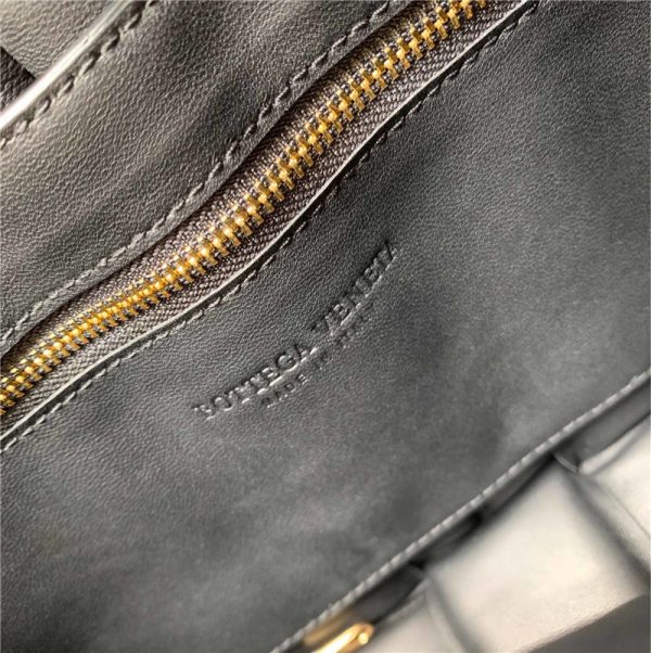 Bottega Veneta PADDED CASSETTE BAG Black - Image 8