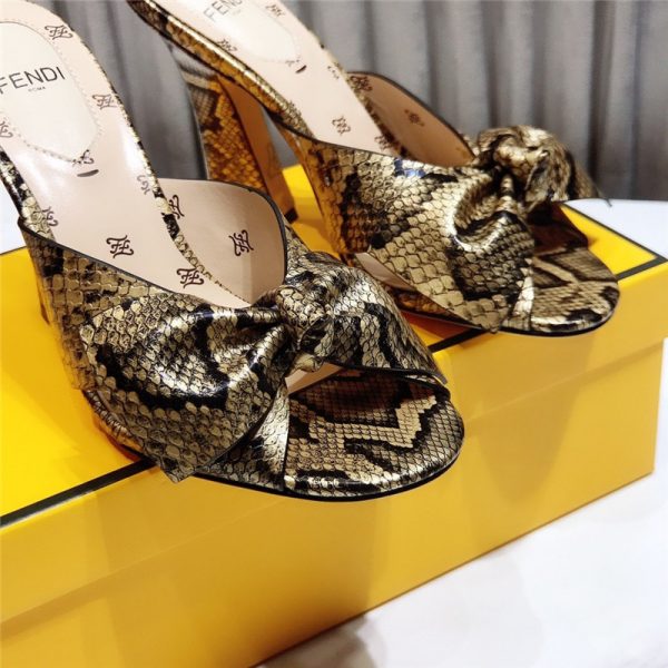 fendi block heel sandals gold - Image 4