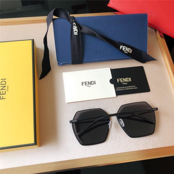 Fendi sunglasses women - Image 2