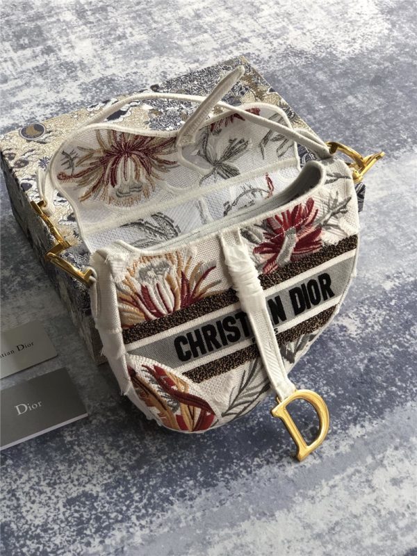 dior saddle bag white - Image 4