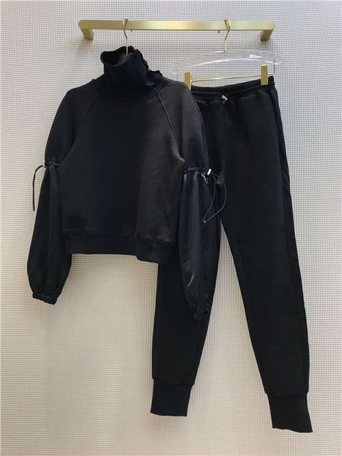 prada set